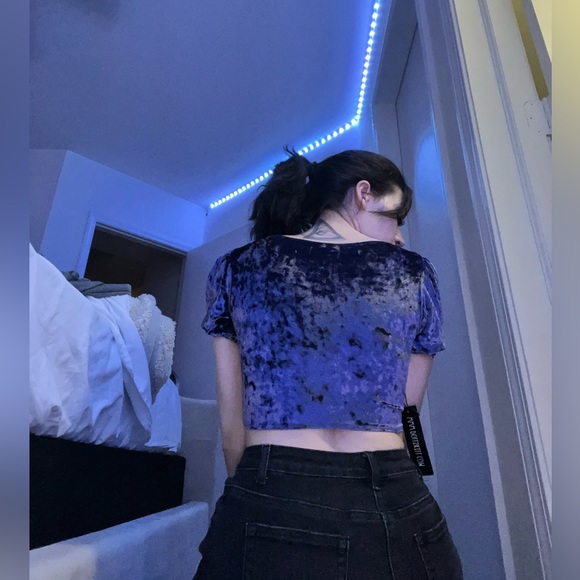 DOLLSKILL CURRENT MOOD VELVET WRAP TOP [NEW W TAGS] - Picture 7 of 11